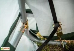 Abri De Jardin En Toile Renforcée Avec Porte Amovible - 305 X 305 Cm 11 Abri De Jardin En Toile Renforcée Avec Porte Amovible - 305 X 305 Cm -Promos Jardin Garage Magasin abri jardin toile polyethylene structure acier epoxy 305x305x244cm etanche porte amovible 5